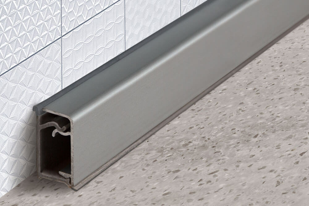 Кухонный плинтус столешницы