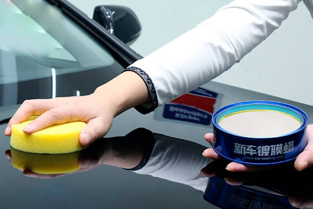 Нанесение воска на автомобиль Нанесение воска на автомобиль