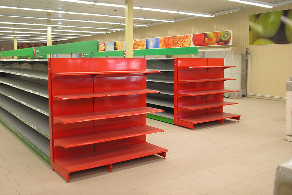 Пустые стеллажи для магазина Пустые стеллажи для магазина